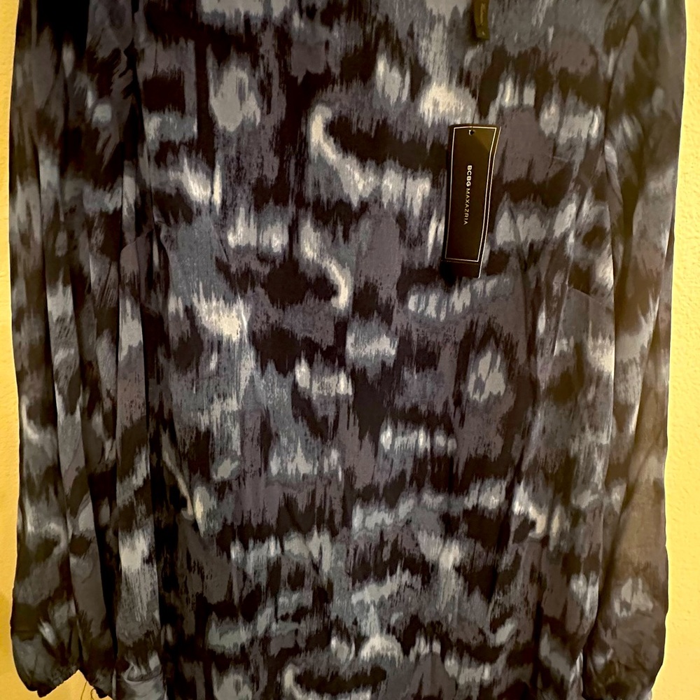 BCBGMXAZRIA beautiful brand new dress size L